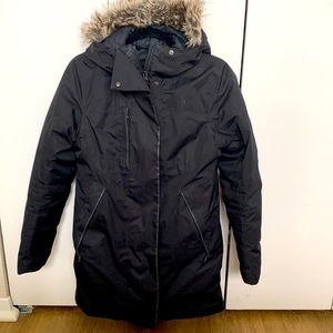 The North Face Waterproof Down Parka with Hood Size S